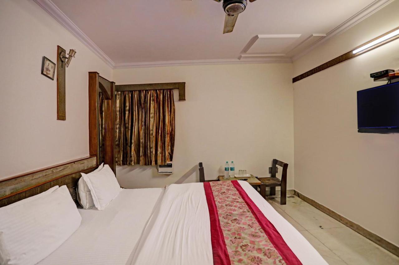 Fabstays-cottage Crown Plaza New Delhi